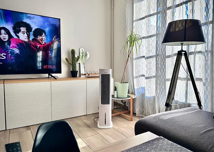 Family Oasis With 3 Bedrooms Near Paris
