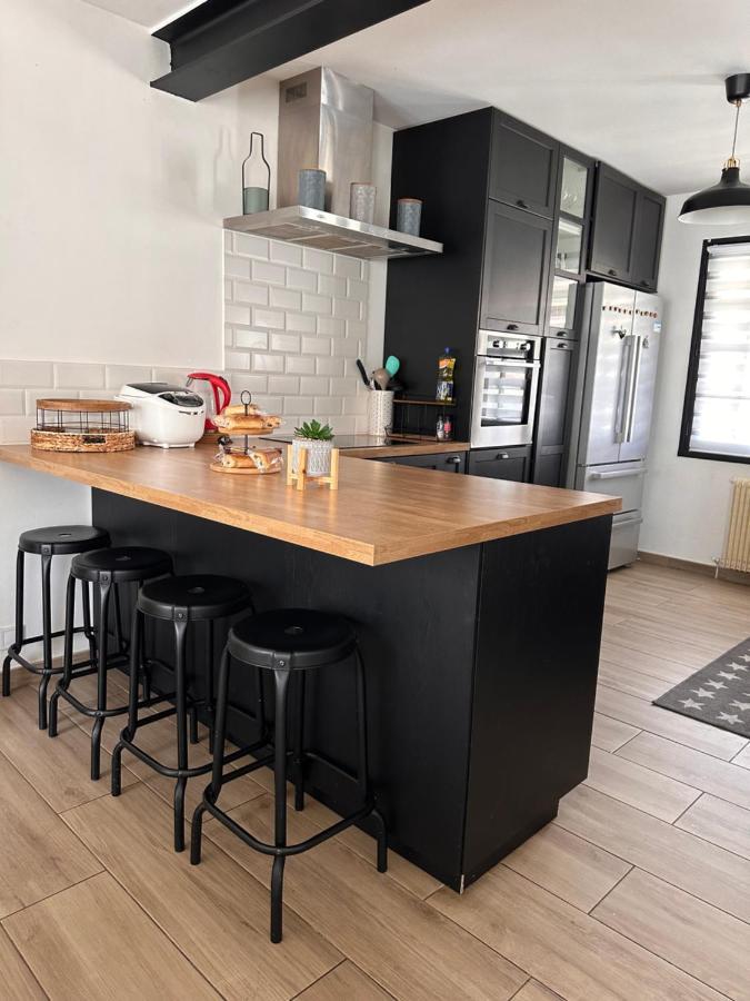 Family Oasis With 3 Bedrooms Near Paris