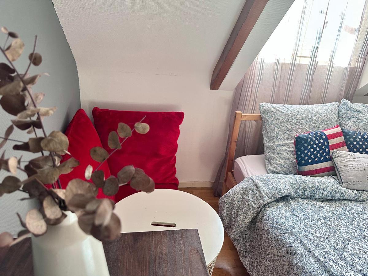 Family Oasis With 3 Bedrooms Near Paris Hébergement de vacances Chennevières-sur-Marne
